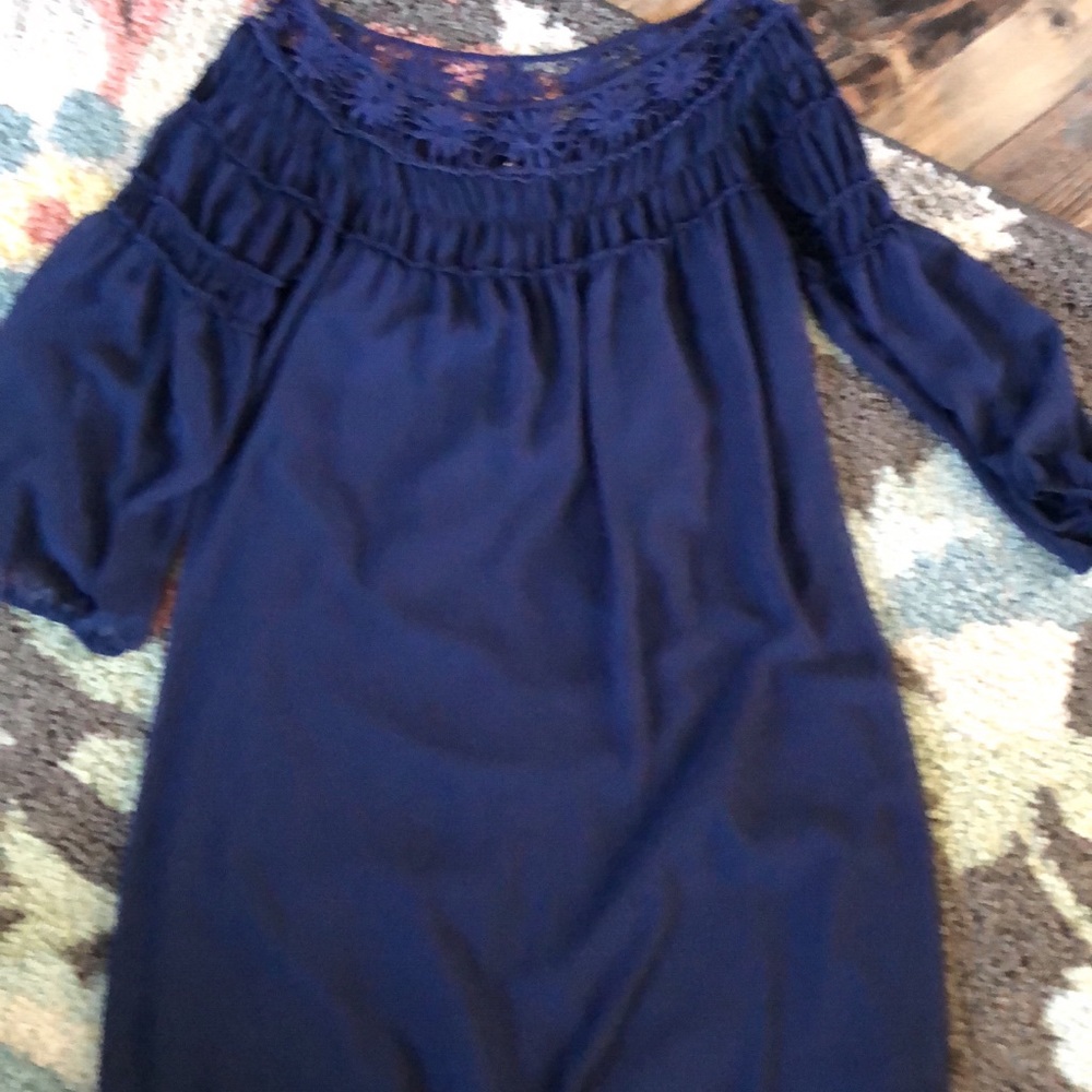 Sizes Large/Mediums. - image 8